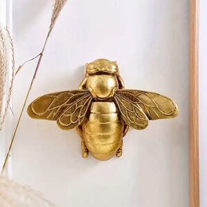 Gold Bee Wall Decor 3D metal